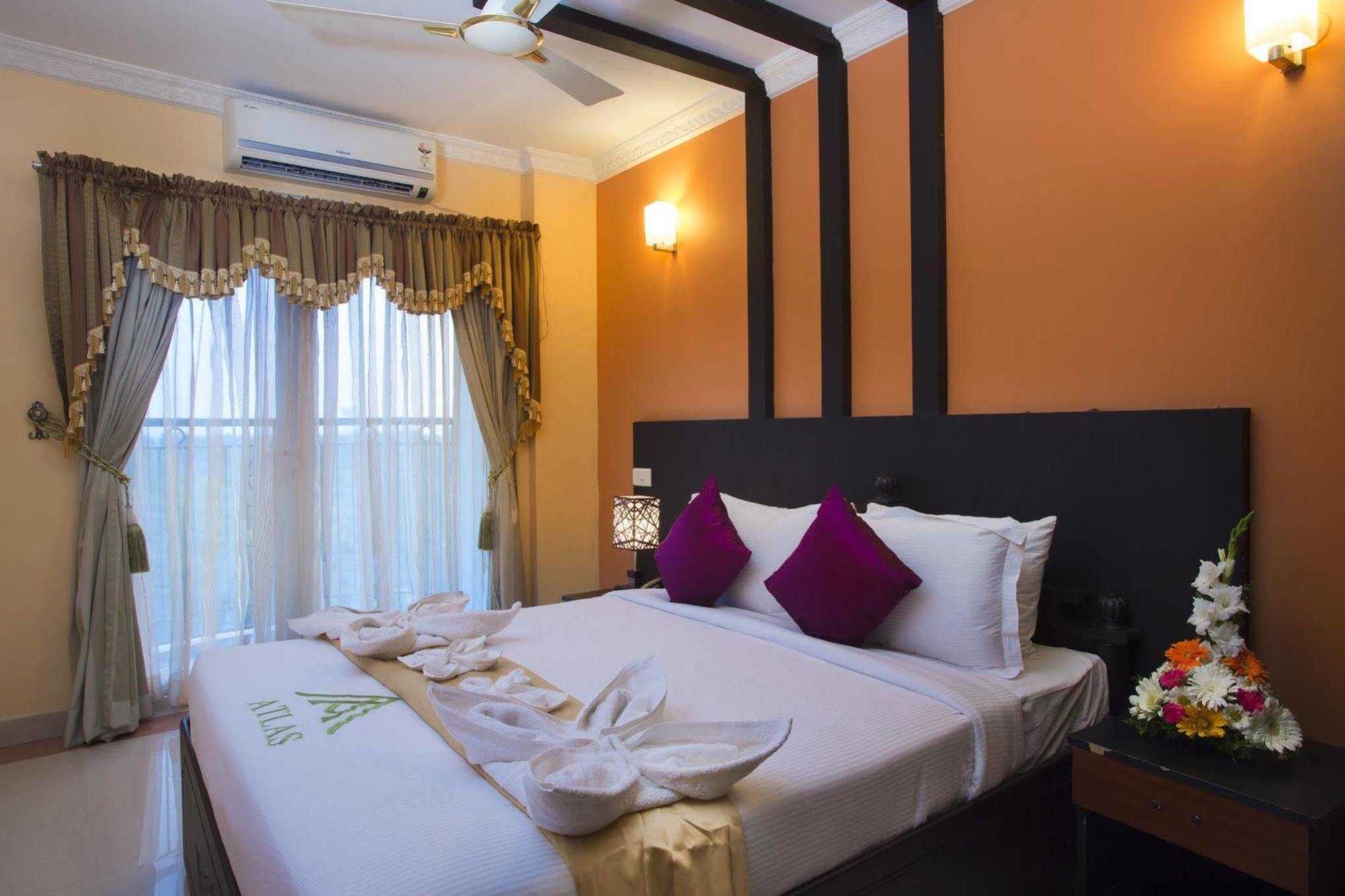 Atlas Airport Hotel Apartment Nedumbassery Exterior photo