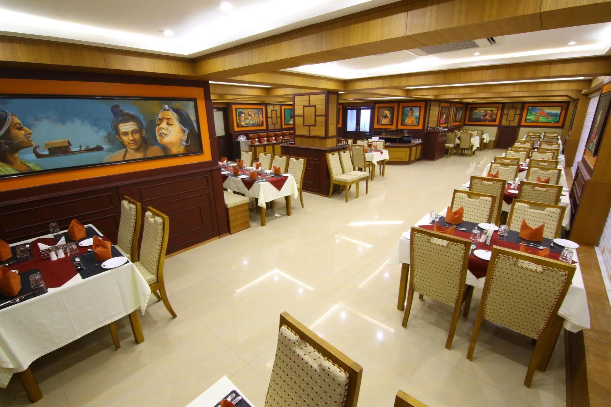 Atlas Airport Hotel Apartment Nedumbassery Exterior photo