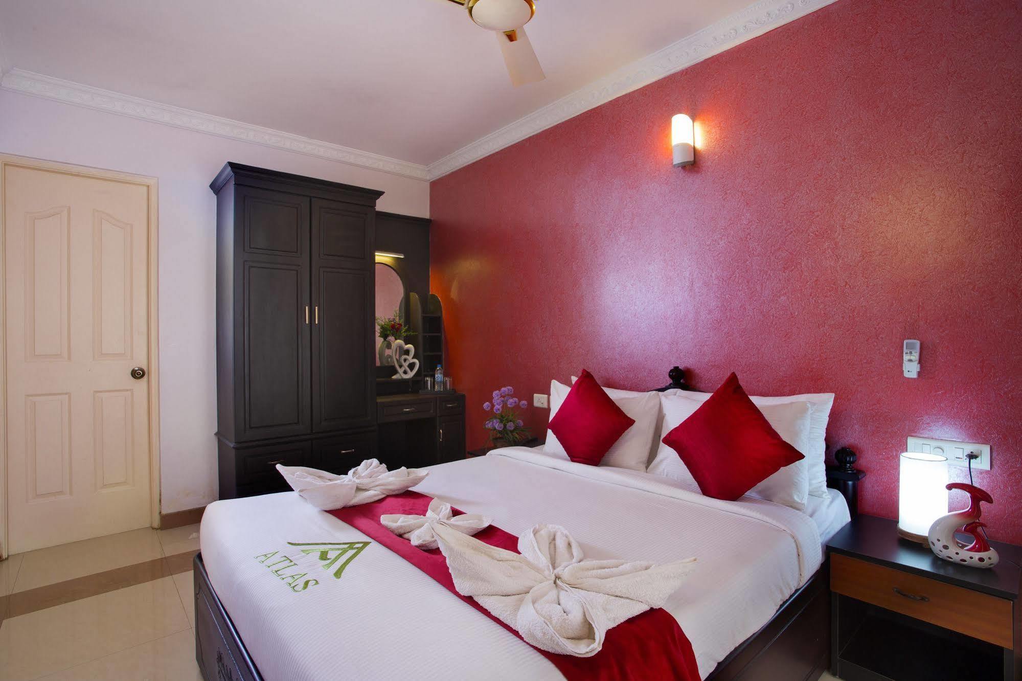 Atlas Airport Hotel Apartment Nedumbassery Exterior photo