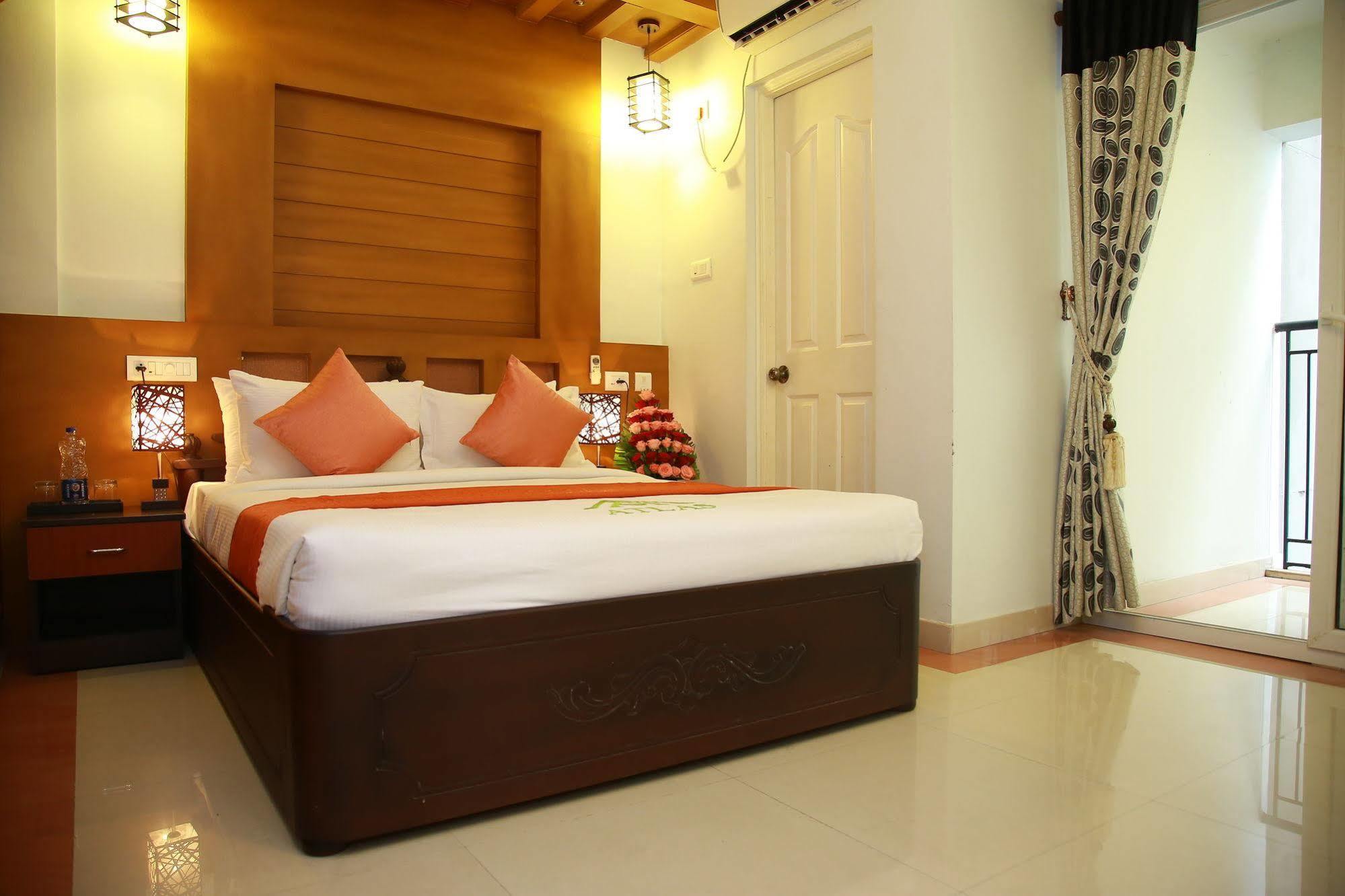 Atlas Airport Hotel Apartment Nedumbassery Exterior photo