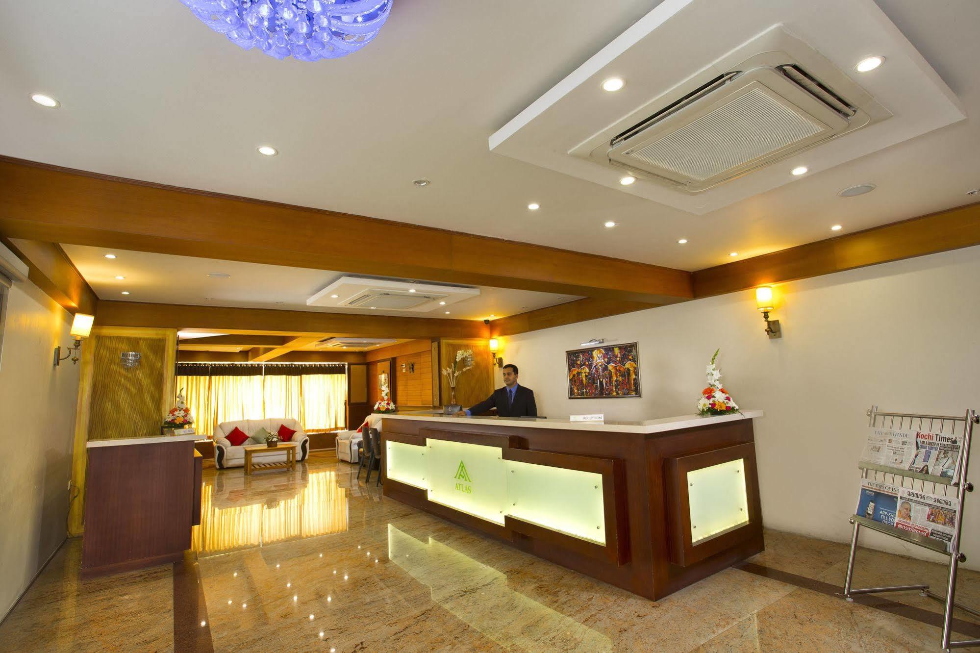 Atlas Airport Hotel Apartment Nedumbassery Exterior photo